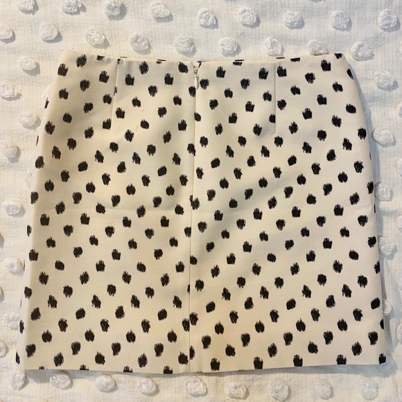 J. Crew Cream Mini Skirt w/Blk Polka Dots - Picture 2 of 2